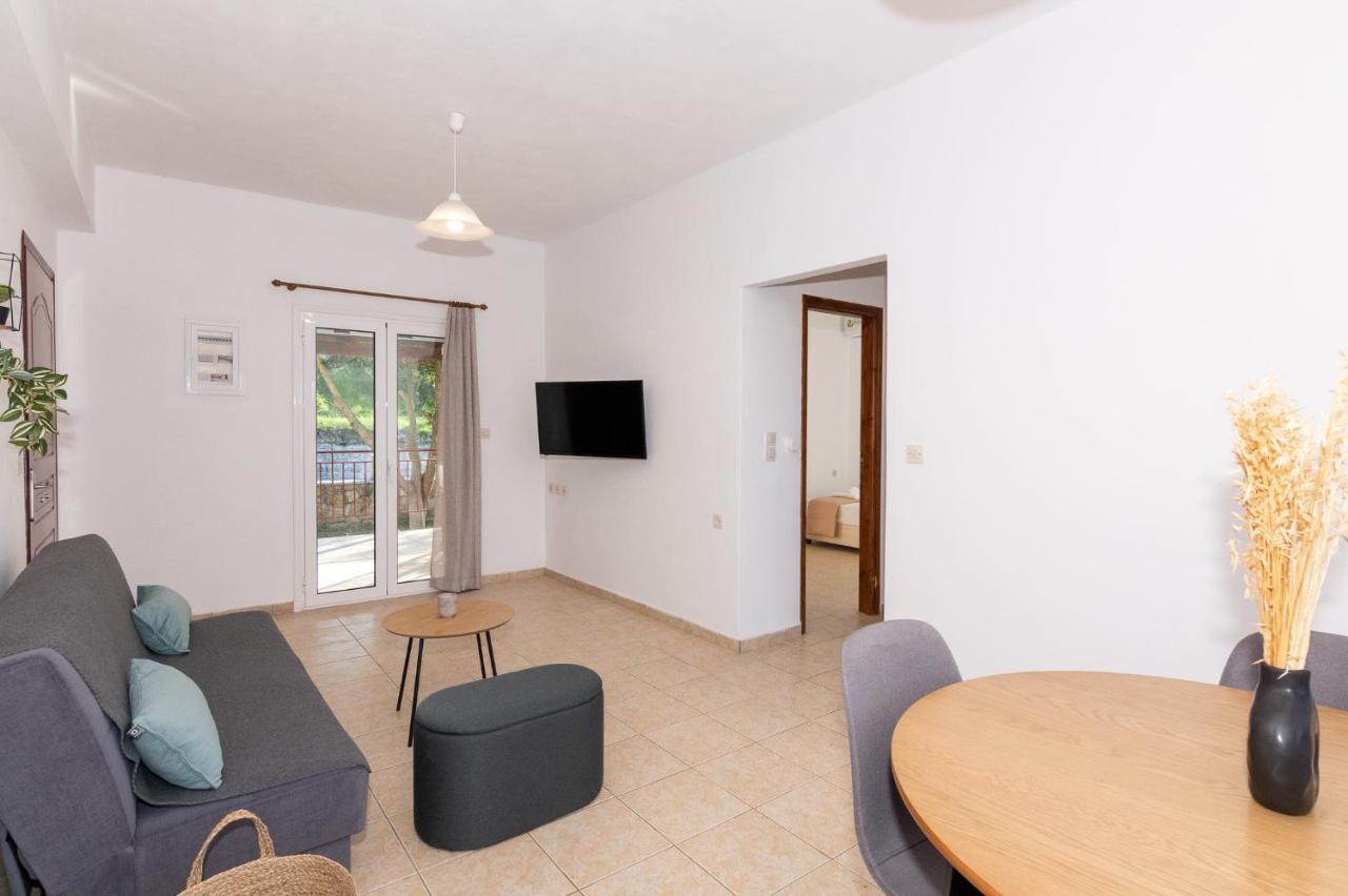 Mysa Nature Apartments ตรากากิ ภายนอก รูปภาพ