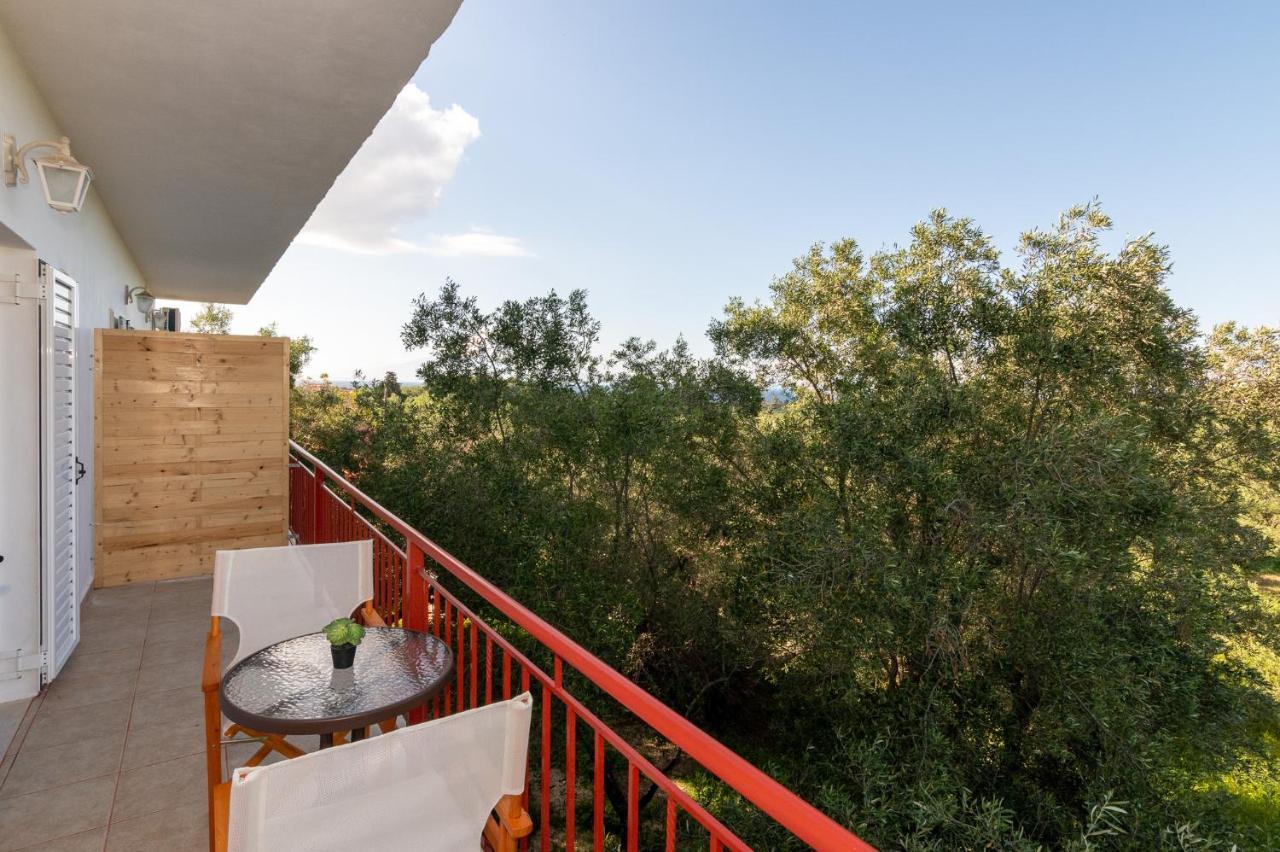 Mysa Nature Apartments ตรากากิ ภายนอก รูปภาพ